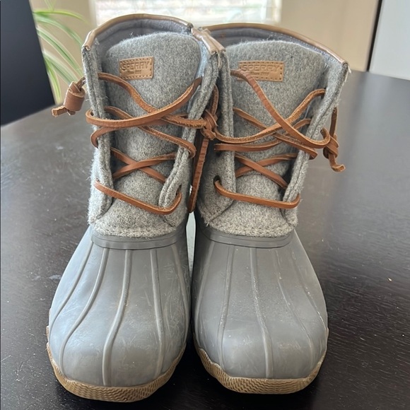 Sperry Kids Gray and Brown Lace-Up Boots - Picture 6 of 6